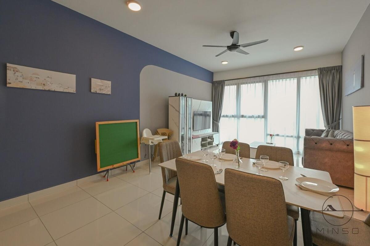 Pangsapuri Jb Midvalley Southkey #12pax #3br #mahjong